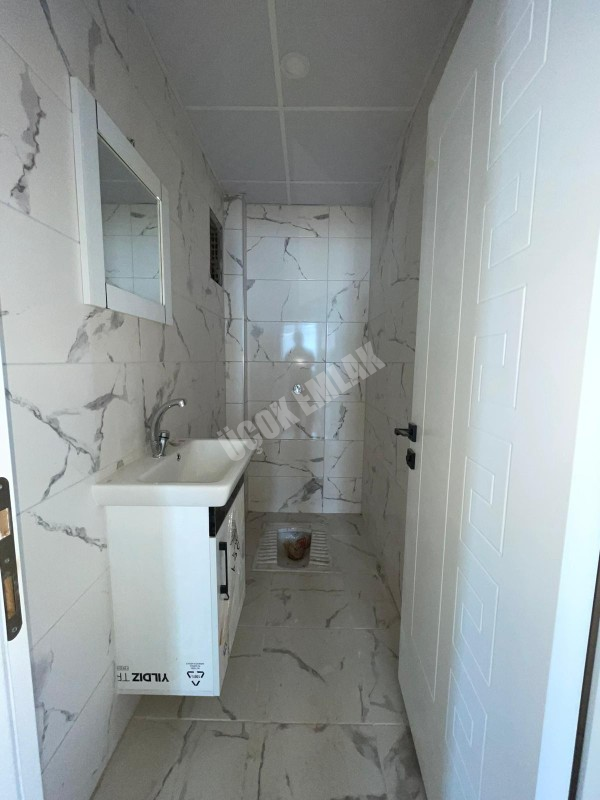 AFYON ÜÇOK EMLAKTAN ALİ İHSANPAŞA MAH 3+1 SATILIK LÜKS DAİRELER