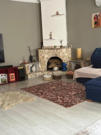 DEEP'TEN VİRANŞEHİR'DE GENİŞ OTURUMLU 2+1 DENİZ MANZARALI DAİRE
