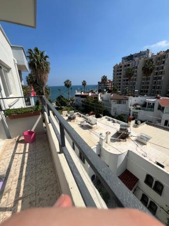 DEEP'TEN VİRANŞEHİR'DE GENİŞ OTURUMLU 2+1 DENİZ MANZARALI DAİRE