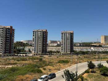 DEEP'TEN TIP FAKÜLTESİ CİVARI HAVUZLU DOĞAL GAZLI 2+1 DAİRE