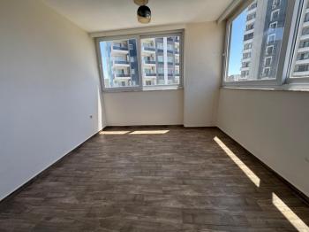 DEEP'TEN TIP FAKÜLTESİ CİVARI HAVUZLU DOĞAL GAZLI 2+1 DAİRE