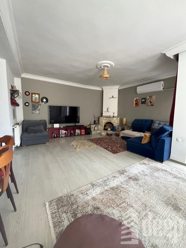 DEEP'TEN VİRANŞEHİR'DE GENİŞ OTURUMLU 2+1 DENİZ MANZARALI DAİRE