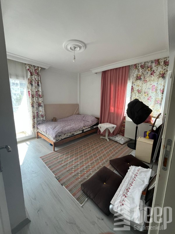 DEEP'TEN VİRANŞEHİR'DE GENİŞ OTURUMLU 2+1 DENİZ MANZARALI DAİRE