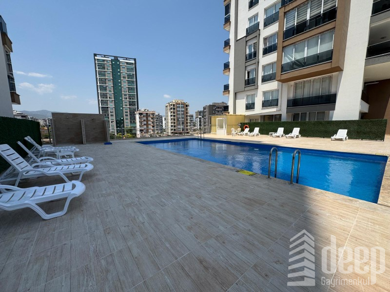 DEEP'TEN DENİZ VE DAĞ MANZARALI HAVUZLU 2,5+1 DAİRE