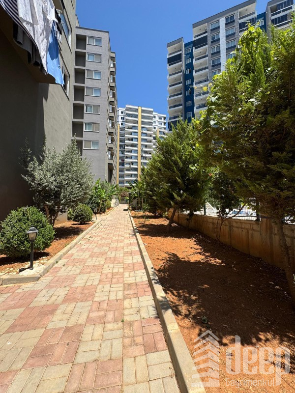 DEEP'TEN TIP FAKÜLTESİ CİVARI HAVUZLU DOĞAL GAZLI 2+1 DAİRE