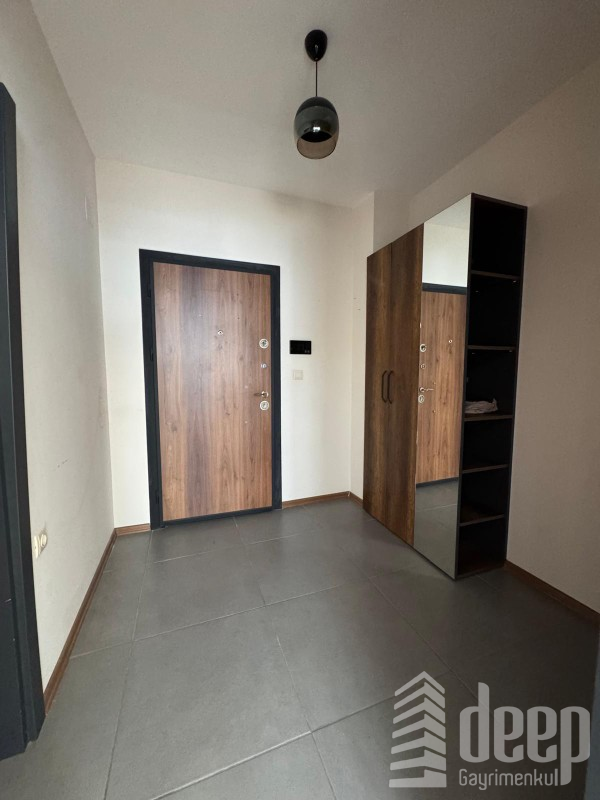 DEEP'TEN TIP FAKÜLTESİ CİVARI HAVUZLU DOĞAL GAZLI 2+1 DAİRE