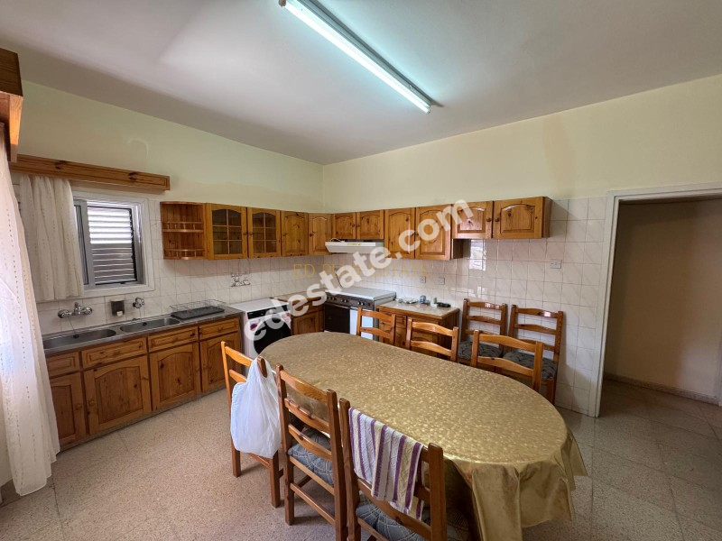 Girne Boğaz Bölgesinde Eşyalı Kiralık 3+1 Daire