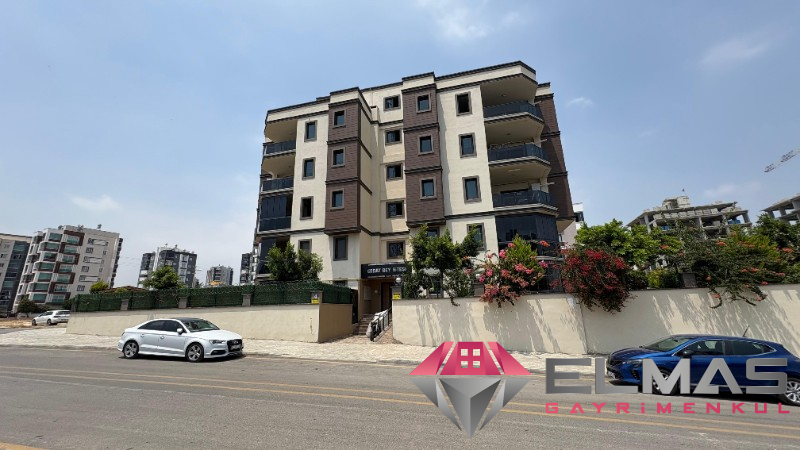 Elmas’tan Akkent’te Bağımsız Mutfaklı Havuzlu Katta Dubleks  4+1