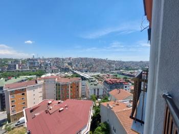 WEN BERKAN GÜLER'DEN BUTİK SİTEDE 2+1 3. KAT 80 m2 K.OTOPARK SOSYAL ALANLAR