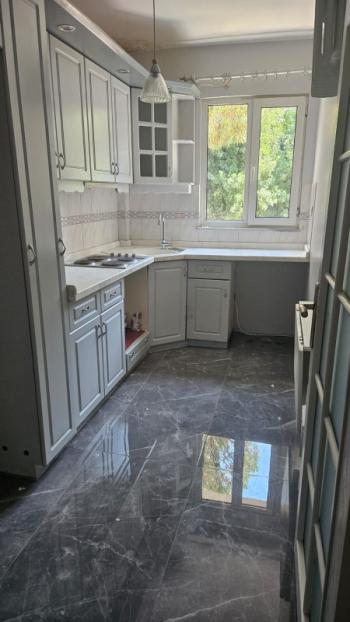 Koşuyolu Örnek Sitesinde Kiralık 3+1 Daire
