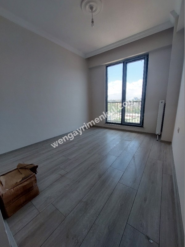 WEN BERKAN GÜLER'DEN BUTİK SİTEDE 2+1 3. KAT 80 m2 K.OTOPARK SOSYAL ALANLAR