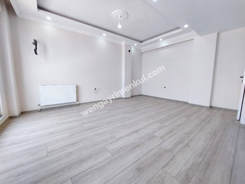 WEN BERKAN GÜLER'DEN BUTİK SİTEDE 2+1 3. KAT 80 m2 K.OTOPARK SOSYAL ALANLAR