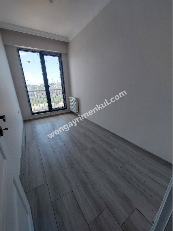 WEN BERKAN GÜLER'DEN BUTİK SİTEDE 2+1 3. KAT 80 m2 K.OTOPARK SOSYAL ALANLAR