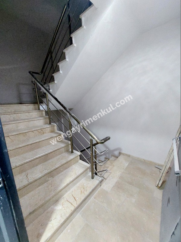 WEN BERKAN GÜLER'DEN BUTİK SİTEDE 2+1 3. KAT 80 m2 K.OTOPARK SOSYAL ALANLAR