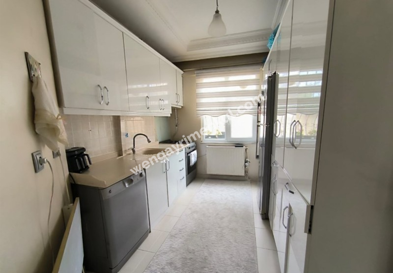 B.ÇEKMECE'DE 2+1 ARA KAT YAZLIK-DAİRE|SAHİLE 9,PALMİYE MEYD.5 DK