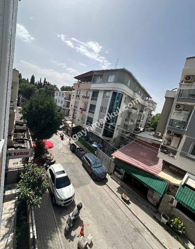 ENFAL’DEN BUCA ADATEPE’DE HASAN AĞA PARKI YANI, FERAH 2+1 SATILIK DAİRE