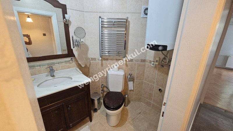 Koşuyolu Örnek Sitesinde Kiralık 3+1 Daire