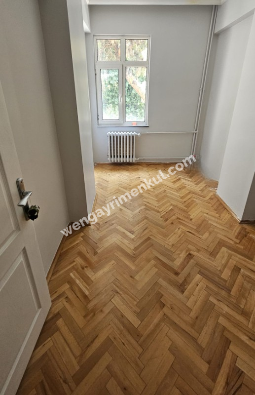 Koşuyolu Örnek Sitesinde Kiralık 3+1 Daire
