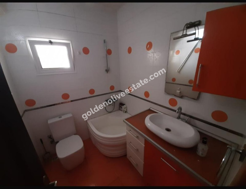 MAĞUSA BAYKAL BÖLGESİNDE KİRALİK 3+1 500 USD (YİLLİK PESİN ,6 AYLİK PESİN)
