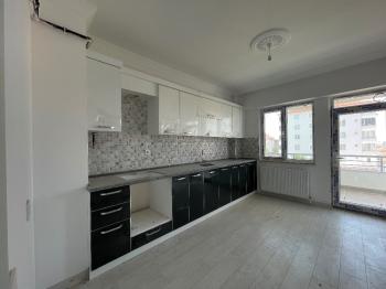 GÜVENAY - ÇORUM BAĞCILAR HUZUR EVİ ÜSTÜ 3+1 SATILIK DAİRE 