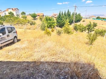 GÜVENAY – ÇORUM İSKİLİP YOLU 10 KM. SATILIK EVLİ HOBİ BAHÇESİ