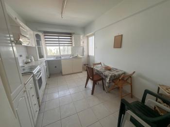 LEFKOŞA YENİŞEHİR BÖLGESİNDE ANA CADDE ÜZERİNDE KİRALIK DAİRE 