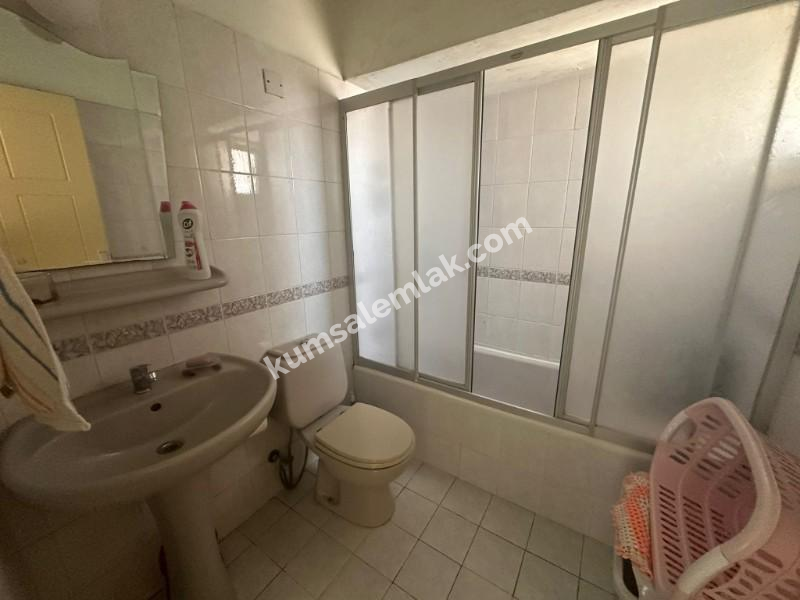 LEFKOŞA YENİŞEHİR BÖLGESİNDE ANA CADDE ÜZERİNDE KİRALIK DAİRE 