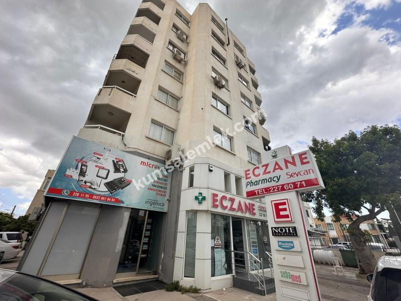LEFKOŞA YENİŞEHİR BÖLGESİNDE ANA CADDE ÜZERİNDE KİRALIK DAİRE 