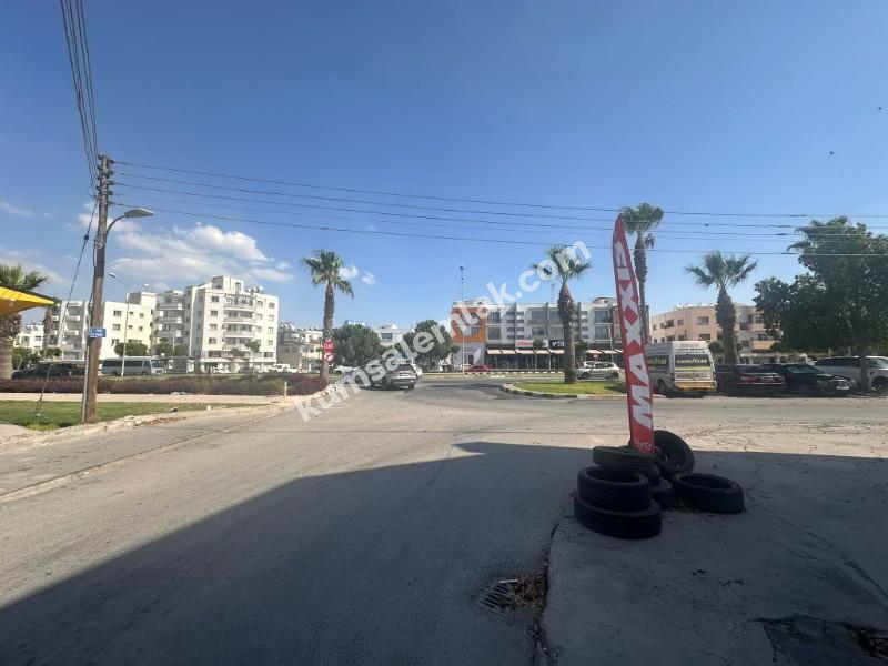 GÖNYELİ ANA YOLU ÜZERİNDE SATILIK KOMPE BİNA 