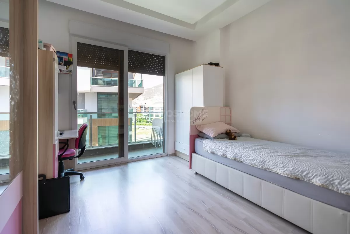 Geräumige 3+1 möblierte Wohnung in Oba