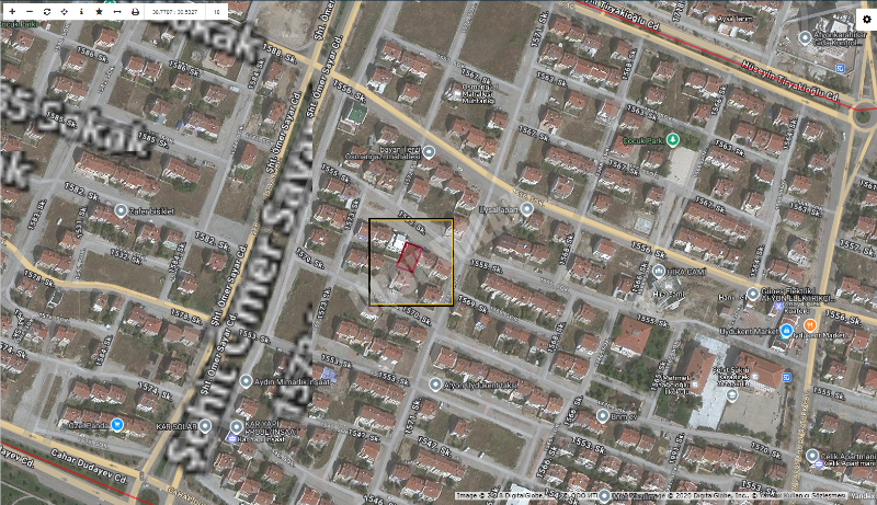 AFYON ÜÇOK EMLAKTAN OSMANGAZİ MAH SATILIK 301M² ARSA