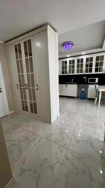 DEEP'TEN GENİŞ, FERAH OTURUMLU, EŞYALI 2+1 DAİRE