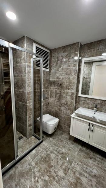 DEEP'TEN GENİŞ, FERAH OTURUMLU, EŞYALI 2+1 DAİRE