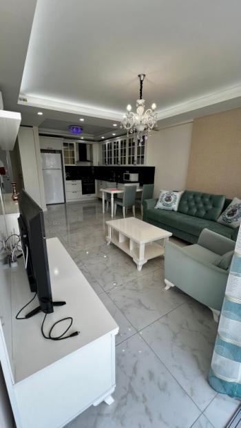 DEEP'TEN GENİŞ, FERAH OTURUMLU, EŞYALI 2+1 DAİRE