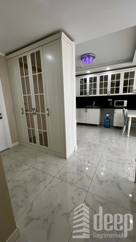 DEEP'TEN GENİŞ, FERAH OTURUMLU, EŞYALI 2+1 DAİRE