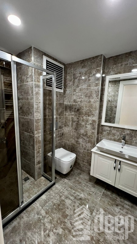 DEEP'TEN GENİŞ, FERAH OTURUMLU, EŞYALI 2+1 DAİRE