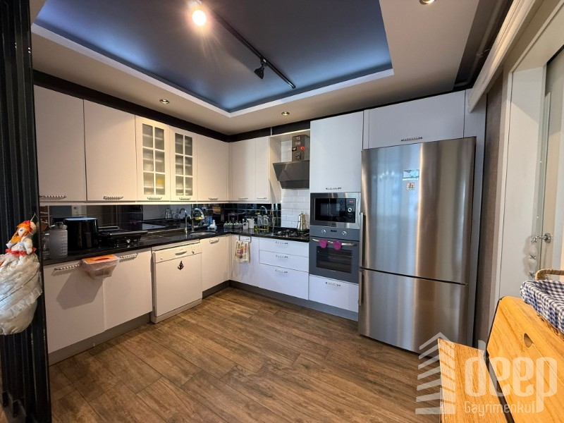 DEEP'TEN GENİŞ OTURUMLU LÜKS 3+1 DAİRE