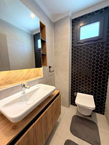 Denize 400 Metre Mesafede Satılık 3+1 Eşyalı Villa