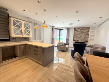 Denize 400 Metre Mesafede Satılık 3+1 Eşyalı Villa
