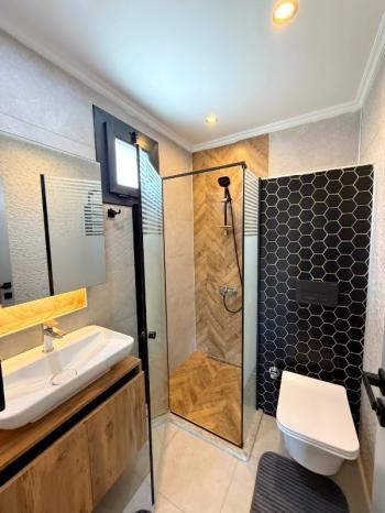 Denize 400 Metre Mesafede Satılık 3+1 Eşyalı Villa