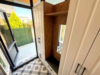 Denize 400 Metre Mesafede Satılık 3+1 Eşyalı Villa