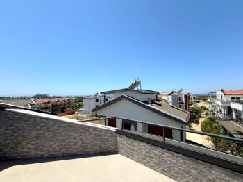 Denize 400 Metre Mesafede Satılık 3+1 Eşyalı Villa