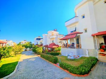 İmbat Koyunda Satılık Villa - Ön Sıra Deniz Manzaralı