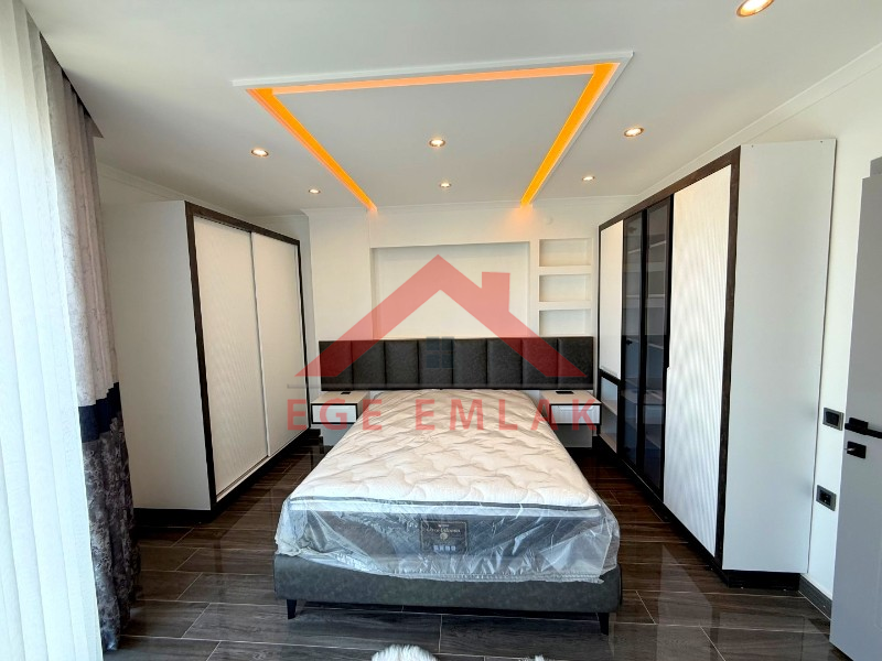 Denize 400 Metre Mesafede Satılık 3+1 Eşyalı Villa