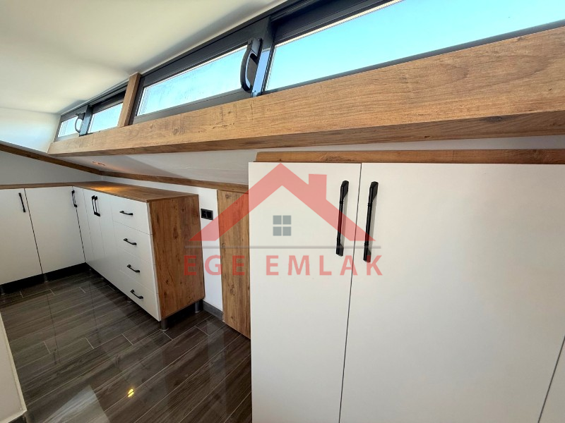 Denize 400 Metre Mesafede Satılık 3+1 Eşyalı Villa