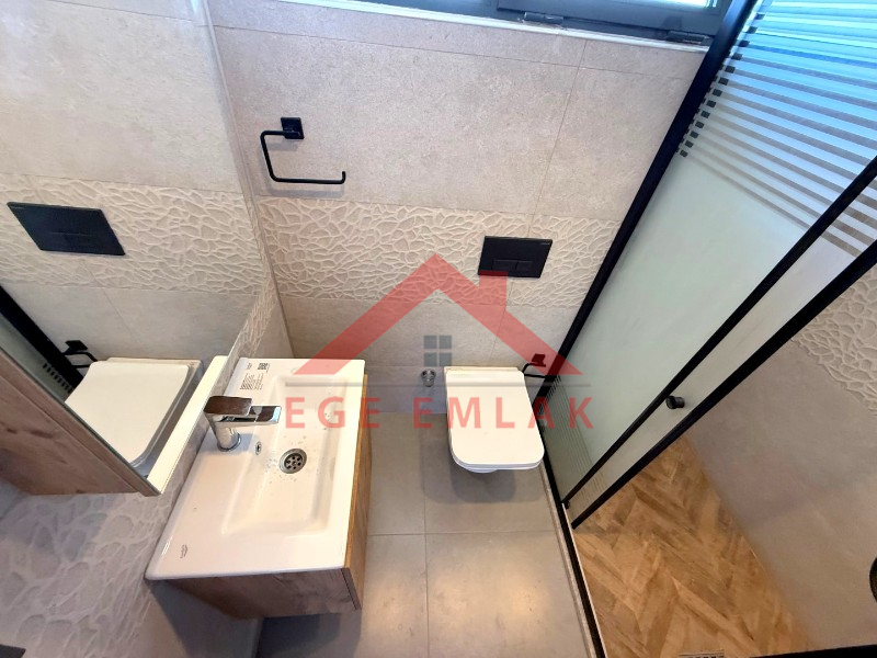 Denize 400 Metre Mesafede Satılık 3+1 Eşyalı Villa