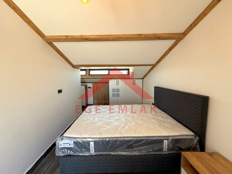 Denize 400 Metre Mesafede Satılık 3+1 Eşyalı Villa