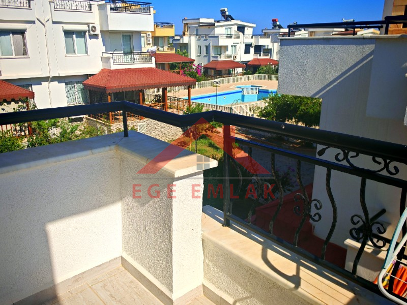 İmbat Koyunda Satılık Villa - Ön Sıra Deniz Manzaralı