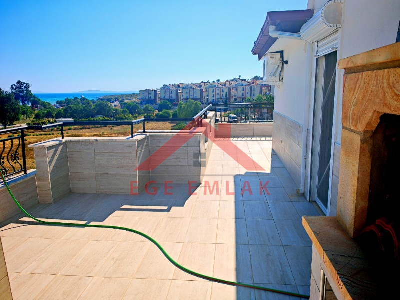 İmbat Koyunda Satılık Villa - Ön Sıra Deniz Manzaralı