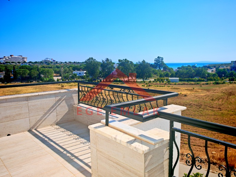 İmbat Koyunda Satılık Villa - Ön Sıra Deniz Manzaralı
